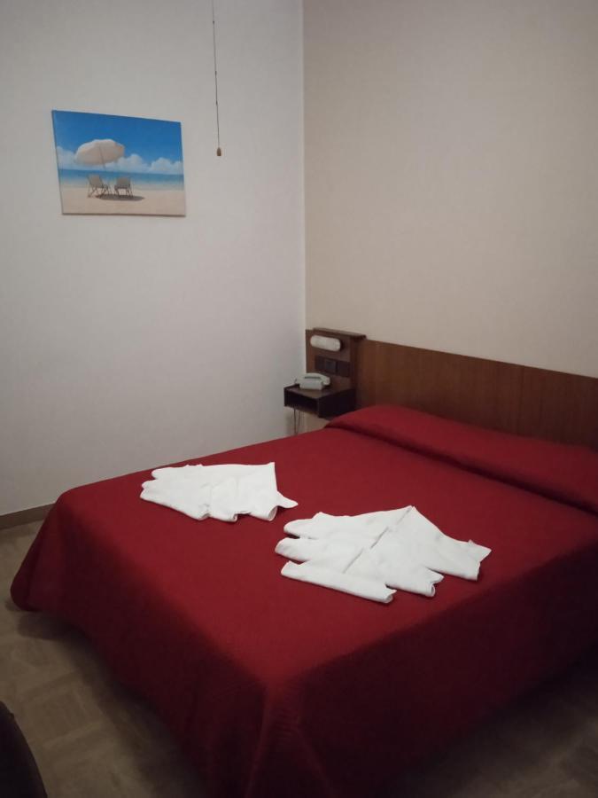 Hotel Luca Rimini Luaran gambar