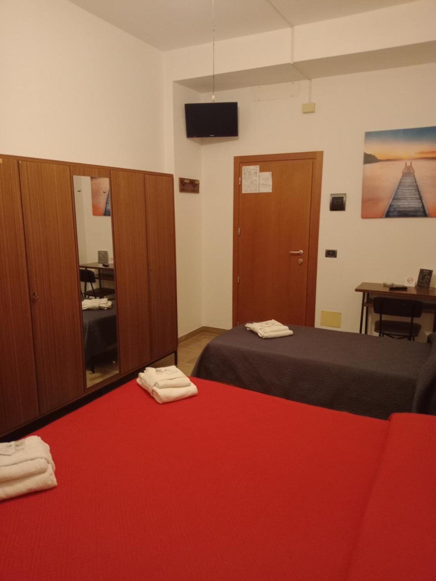 Hotel Luca Rimini Luaran gambar