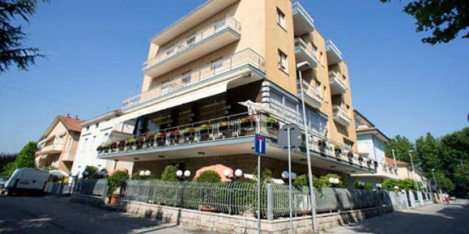 Hotel Luca Rimini Luaran gambar