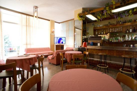 Hotel Luca Rimini Luaran gambar